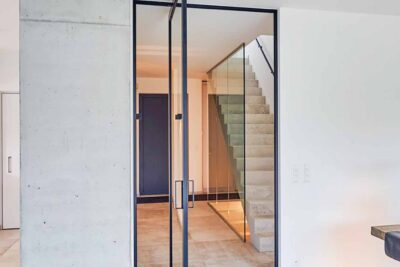 La puerta pivotante, una alternativa a la puerta tradicional 1 10050 0 1