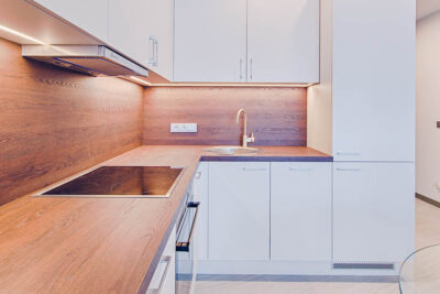 Alquilar tu casa o apartamento, ¿es rentable? 1 apartment architecture door 1643384 g strongoptimized