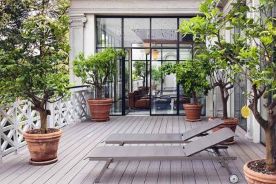 El belga se pregunta por el valor de su herencia 1 beautiful balcony sunbeds plants view mountains 1